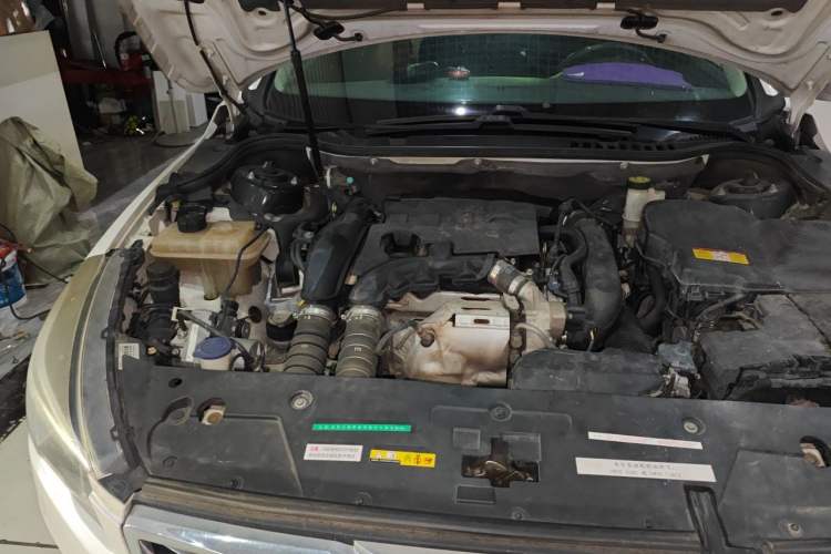 Used Peugeot 508 2015 1.6THP Automatic Prestige Edition Engine Bay Right