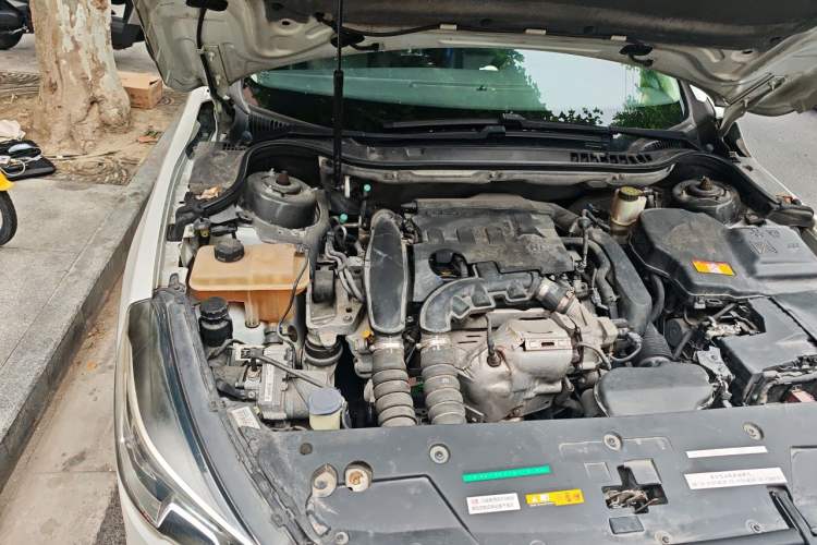 Used Peugeot 508 2015 1.6THP Automatic Prestige Edition Engine Bay Right