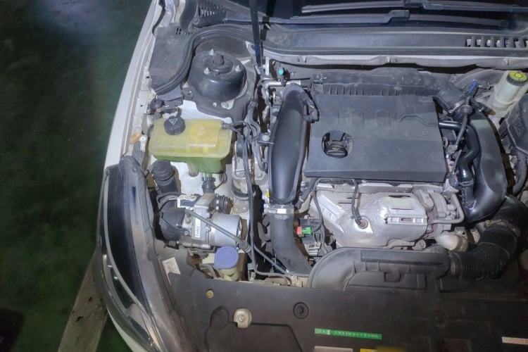 Used Peugeot 508 2015 1.8THP Automatic Prestige Edition Engine Bay Right