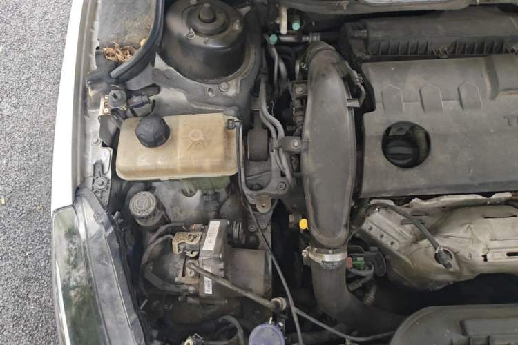 Used Peugeot 508 2015 1.8THP Automatic Prestige Edition Engine Bay Right