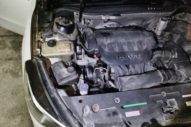 Used Peugeot 508 2015 2.0L Automatic Zhiyi Edition Engine Bay Right