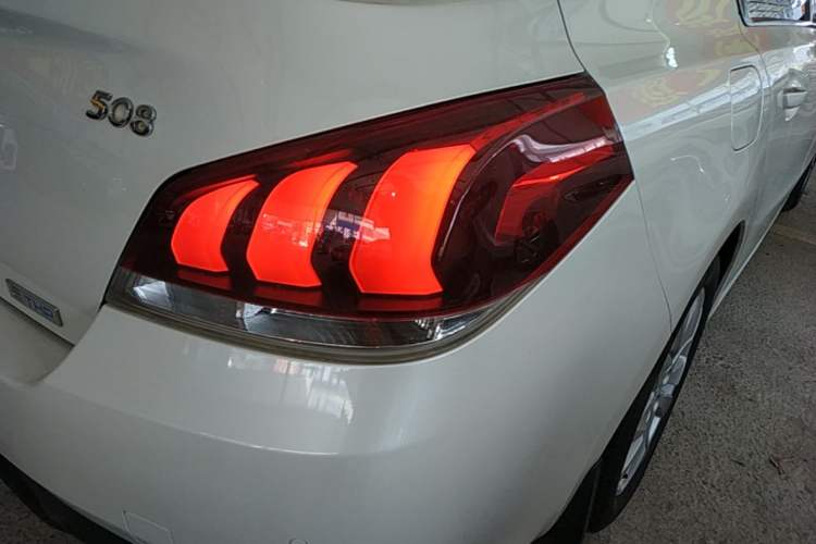 Used Peugeot 508 2015 1.6THP Automatic Prestige Edition Exterior 3