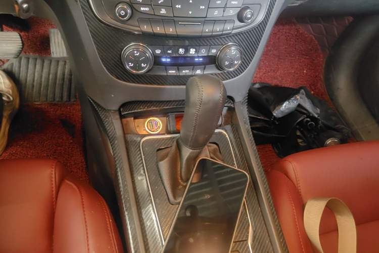 Used Peugeot 508 2015 1.6THP Automatic Zhiiyi Edition Gear Lever
