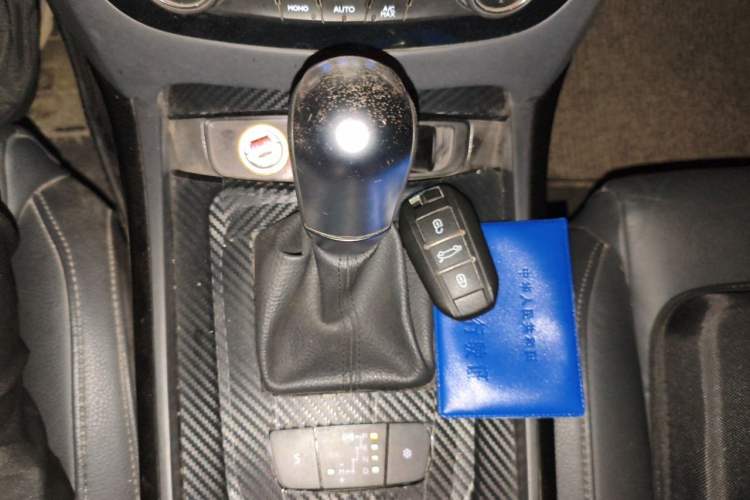 Used Peugeot 508 2015 1.6THP Automatic Prestige Edition Gear Lever