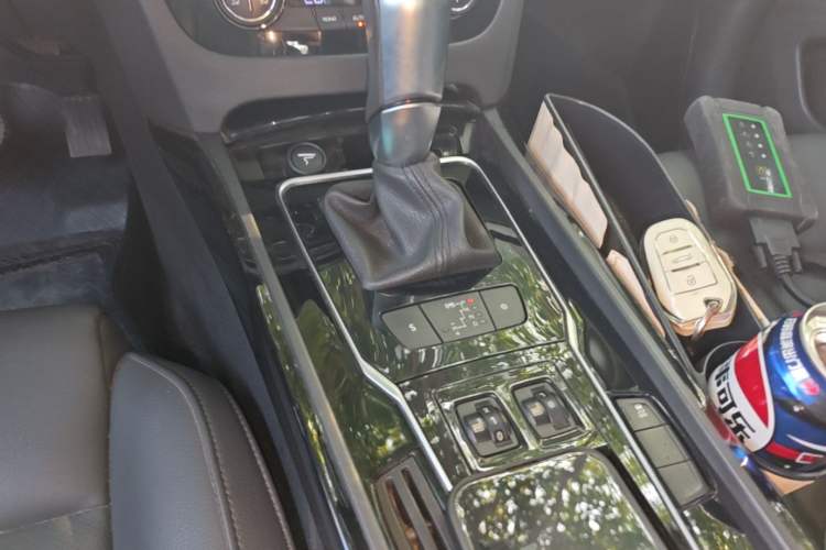 Used Peugeot 508 2015 1.6THP Automatic Prestige Edition Gear Lever