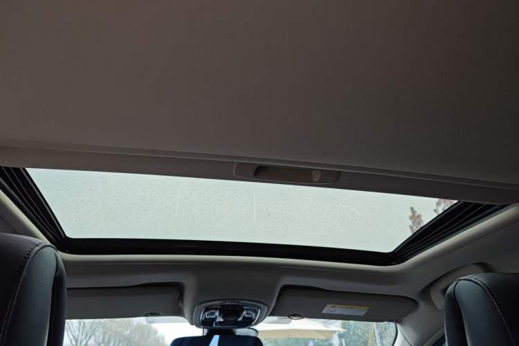 Used Peugeot 508 2015 1.6THP Automatic Prestige Edition Headliner