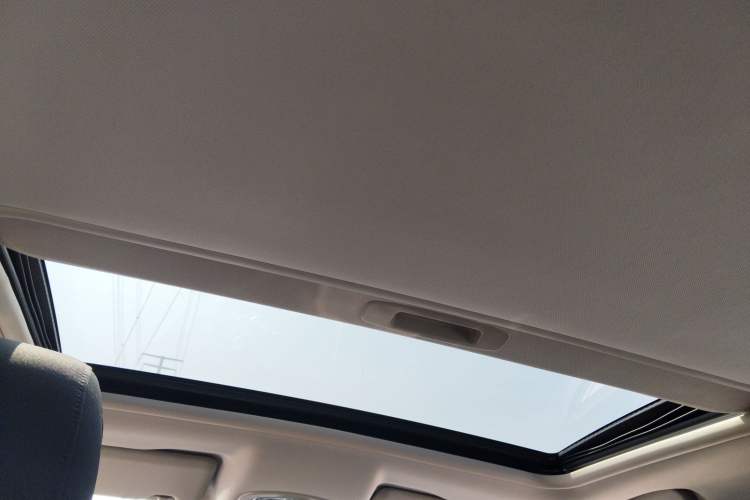 Used Peugeot 508 2015 1.6THP Automatic Zhiiyi Edition Headliner