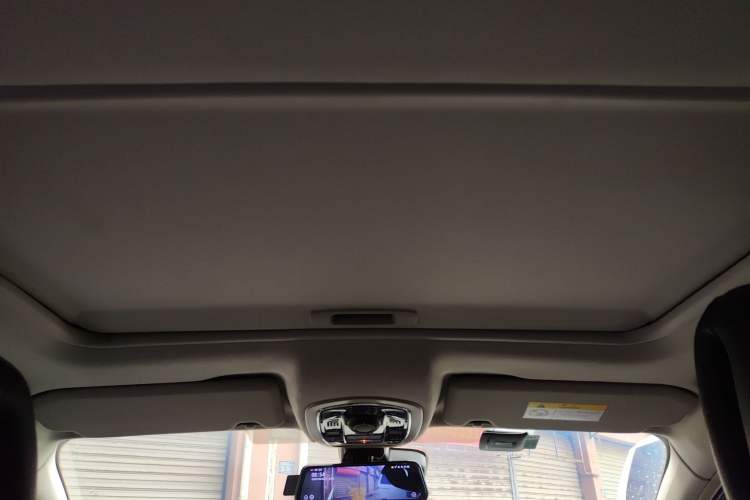 Used Peugeot 508 2015 1.6THP Automatic Prestige Edition Headliner