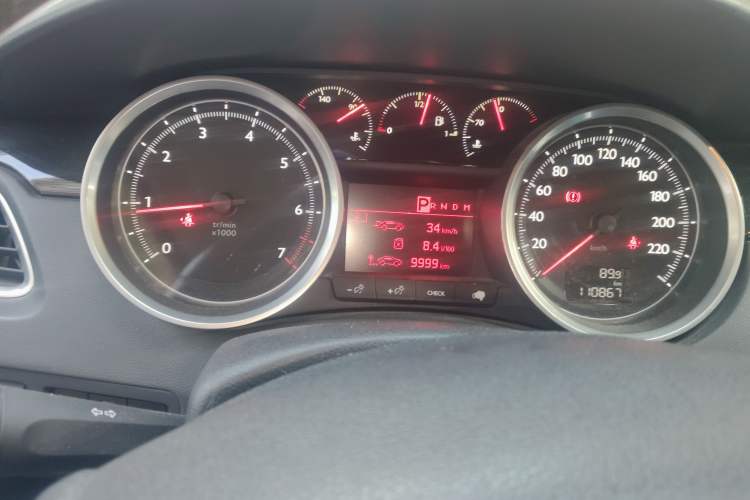 Used Peugeot 508 2015 1.6THP Automatic Prestige Edition Instrument Cluster