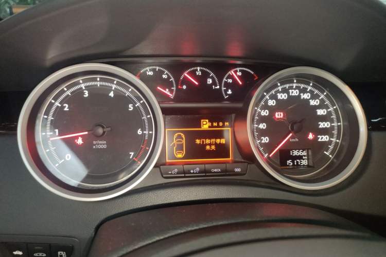 Used Peugeot 508 2015 1.6THP Automatic Prestige Edition Instrument Cluster