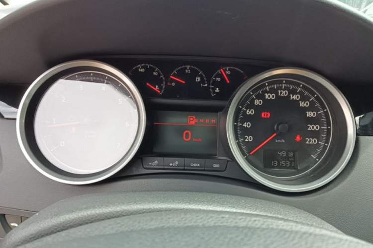 Used Peugeot 508 2015 1.6THP Automatic Prestige Edition Instrument Cluster