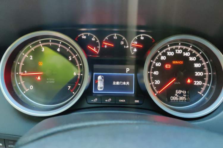 Used Peugeot 508 2015 1.8THP Automatic Prestige Edition Instrument Cluster
