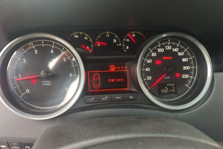 Used Peugeot 508 2015 1.6THP Automatic Prestige Edition Instrument Cluster