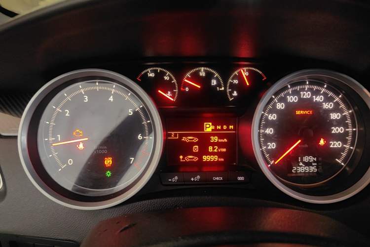 Used Peugeot 508 2015 1.6THP Automatic Zhiiyi Edition Instrument Cluster