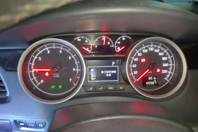 Used Peugeot 508 2015 1.8THP Automatic Prestige Edition Instrument Cluster