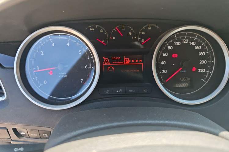 Used Peugeot 508 2015 1.6THP Automatic Prestige Edition Instrument Cluster