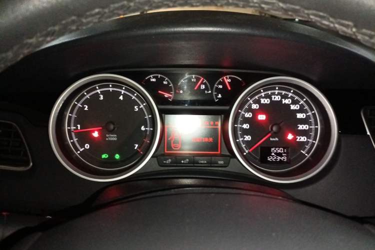 Used Peugeot 508 2015 1.6THP Automatic Prestige Edition Instrument Cluster