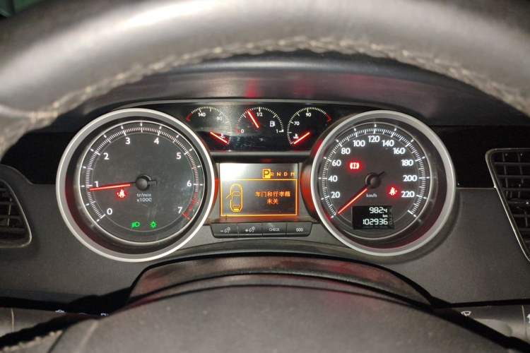 Used Peugeot 508 2015 1.6THP Automatic Prestige Edition Instrument Cluster