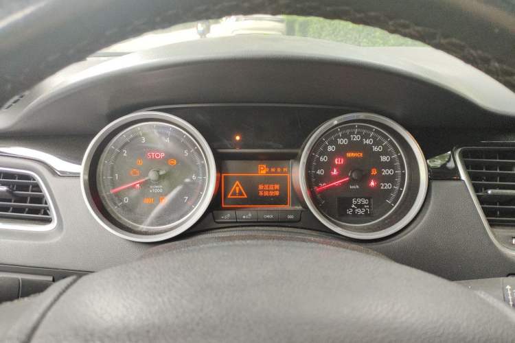 Used Peugeot 508 2015 1.8THP Automatic Prestige Edition Instrument Cluster