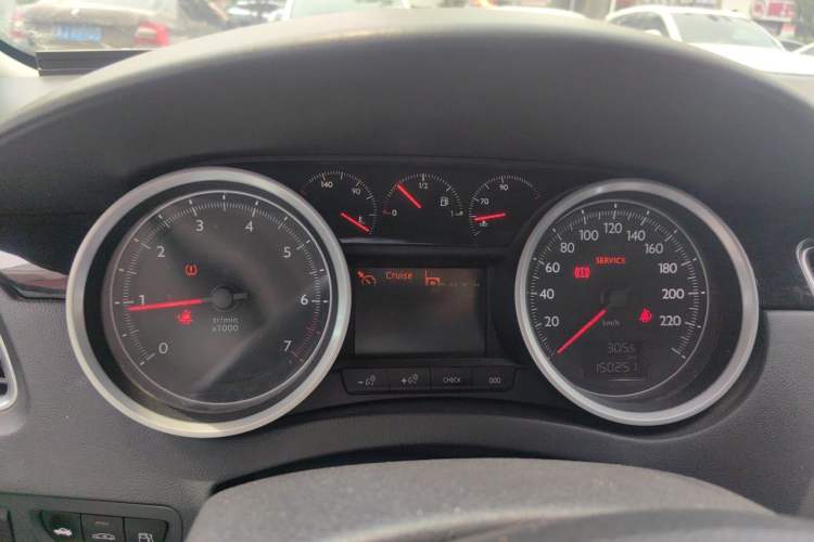 Used Peugeot 508 2015 1.6THP Automatic Prestige Edition Instrument Cluster