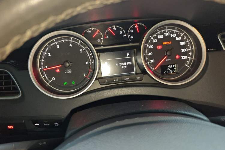Used Peugeot 508 2015 1.8THP Automatic Flagship Edition Instrument Cluster