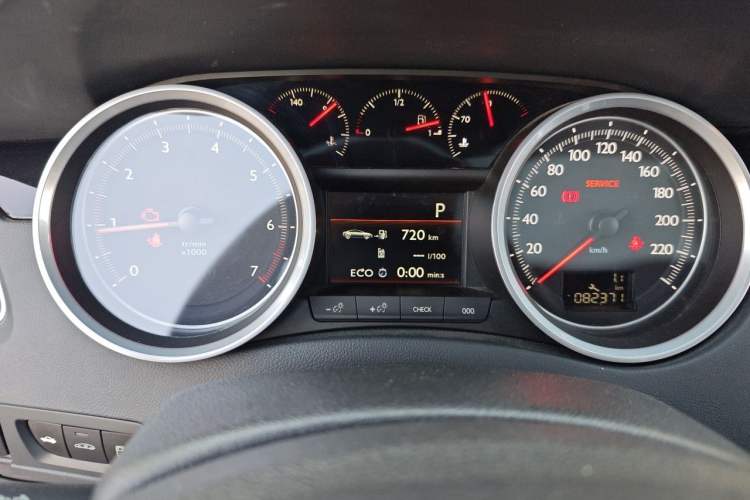 Used Peugeot 508 2015 1.8THP Automatic Prestige Edition Instrument Cluster