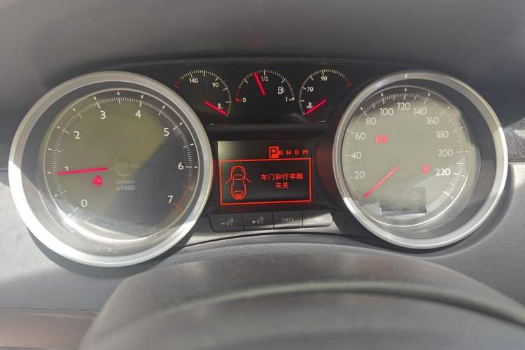 Used Peugeot 508 2015 2.0L Automatic Zhiyi Edition Instrument Cluster