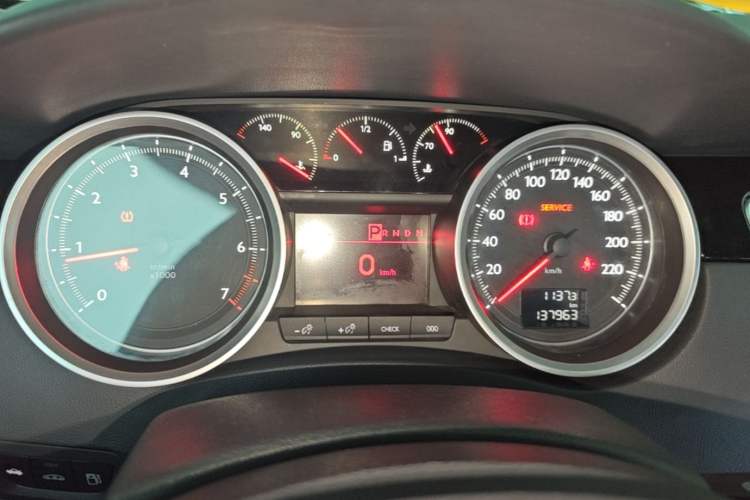Used Peugeot 508 2015 1.6THP Automatic Prestige Edition Instrument Cluster