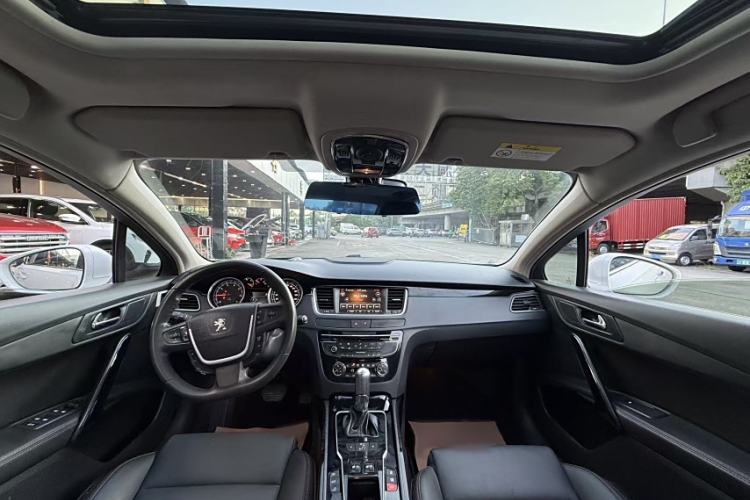 Used Peugeot 508 2015 1.8THP Automatic Flagship Edition Interior 1