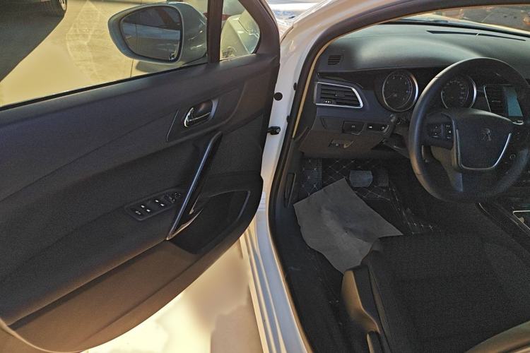 Used Peugeot 508 2015 1.6THP Automatic Zhiiyi Edition Interior 2