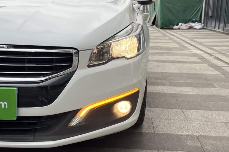 Used Peugeot 508 2015 1.6THP Automatic Prestige Edition Left Front Headlight