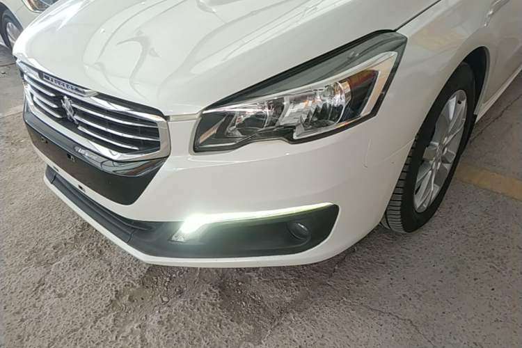 Used Peugeot 508 2015 1.6THP Automatic Prestige Edition Left Front Headlight