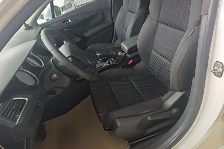Used Peugeot 508 2015 2.0L Automatic Zhiyi Edition Left Front Seat