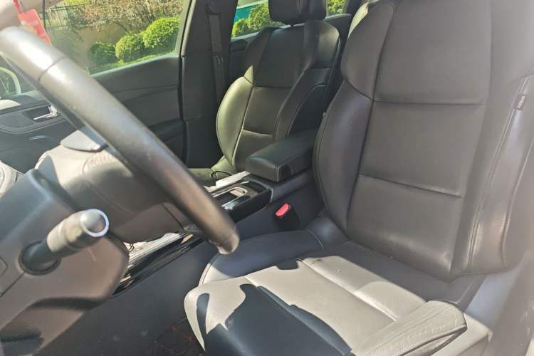 Used Peugeot 508 2015 1.6THP Automatic Prestige Edition Left Front Seat