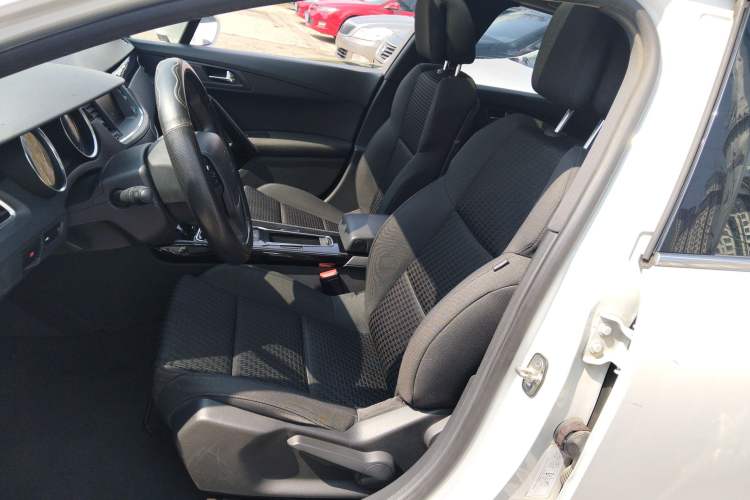 Used Peugeot 508 2015 1.6THP Automatic Zhiiyi Edition Left Front Seat