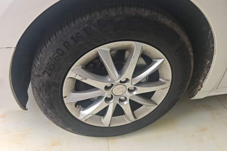 Used Peugeot 508 2015 2.0L Automatic Zhiyi Edition Left Front Wheel Hub