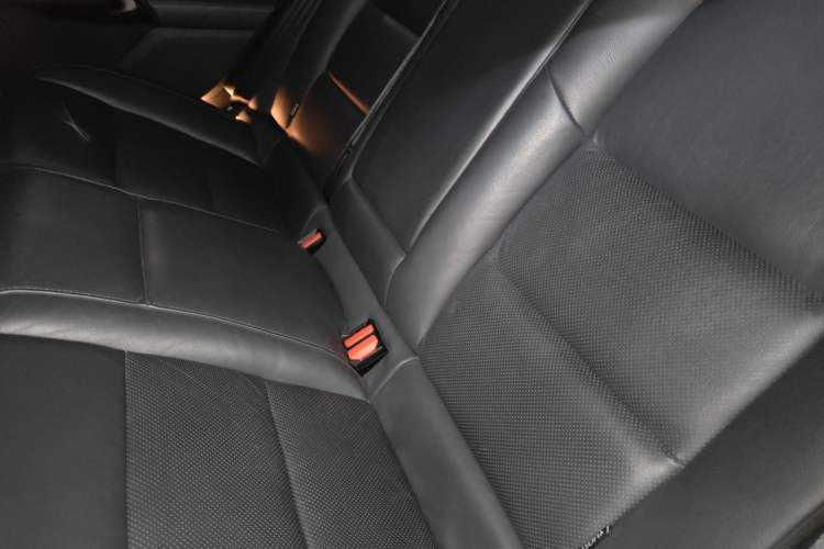 Used Peugeot 508 2015 1.6THP Automatic Prestige Edition Left Rear Seat
