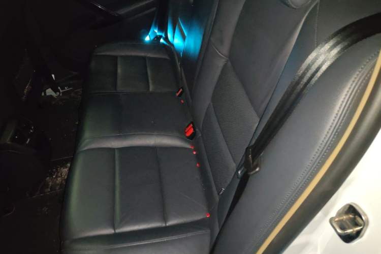 Used Peugeot 508 2015 1.6THP Automatic Zhiiyi Edition Left Rear Seat