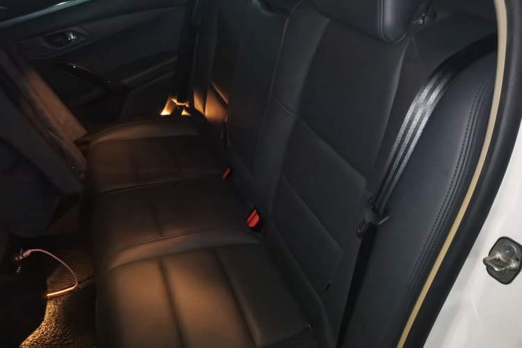 Used Peugeot 508 2015 1.6THP Automatic Prestige Edition Left Rear Seat