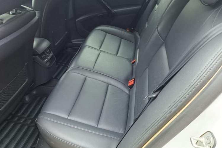 Used Peugeot 508 2015 1.6THP Automatic Prestige Edition Left Rear Seat