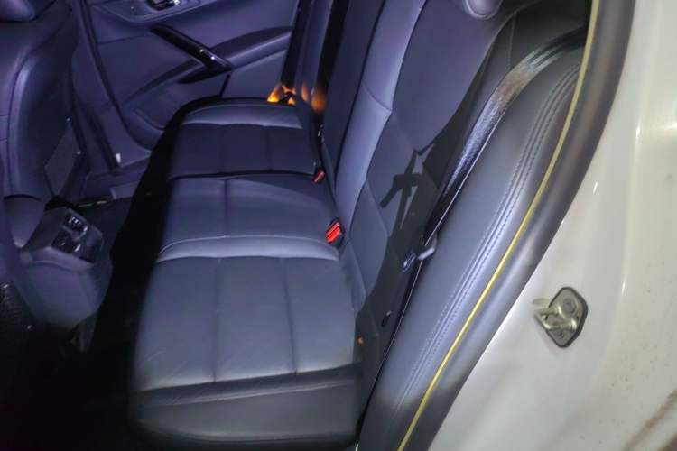 Used Peugeot 508 2015 1.8THP Automatic Prestige Edition Left Rear Seat