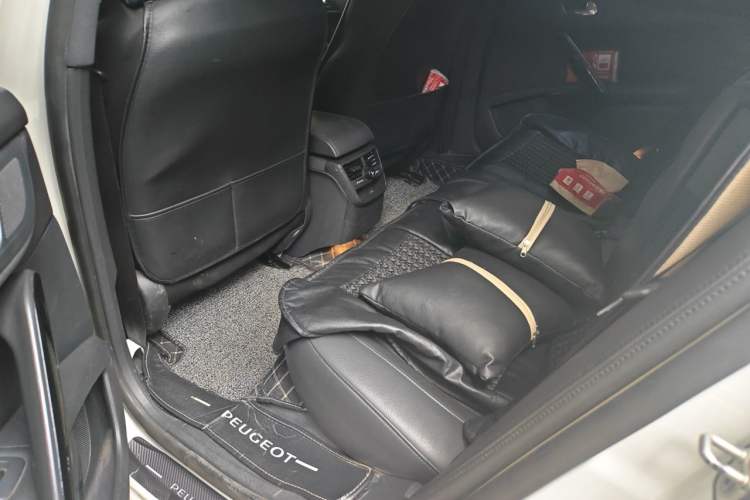 Used Peugeot 508 2015 1.8THP Automatic Prestige Edition Left Rear Seat