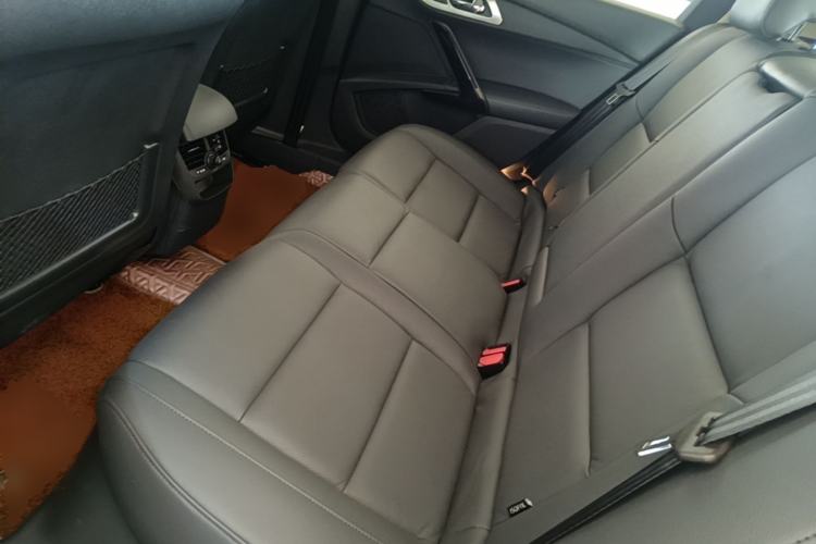 Used Peugeot 508 2015 1.6THP Automatic Prestige Edition Left Rear Seat