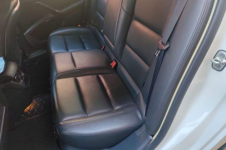 Used Peugeot 508 2015 1.6THP Automatic Prestige Edition Left Rear Seat