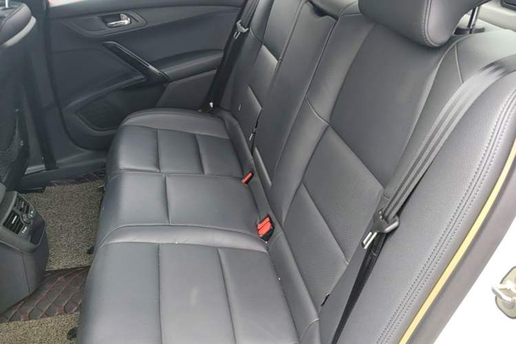 Used Peugeot 508 2015 2.0L Automatic ZhiZhen Edition Left Rear Seat