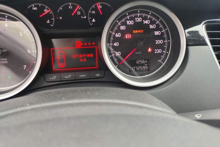 Used Peugeot 508 2015 1.6THP Automatic Zhiiyi Edition Odometer Close Up