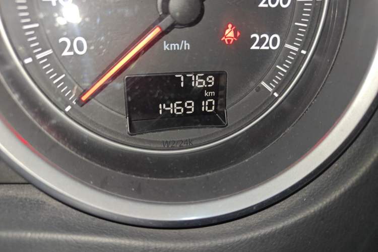 Used Peugeot 508 2015 1.6THP Automatic Prestige Edition Odometer Close Up