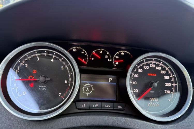 Used Peugeot 508 2015 1.8THP Automatic Flagship Edition Odometer Close Up