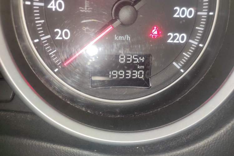 Used Peugeot 508 2015 1.6THP Automatic Prestige Edition Odometer Close Up