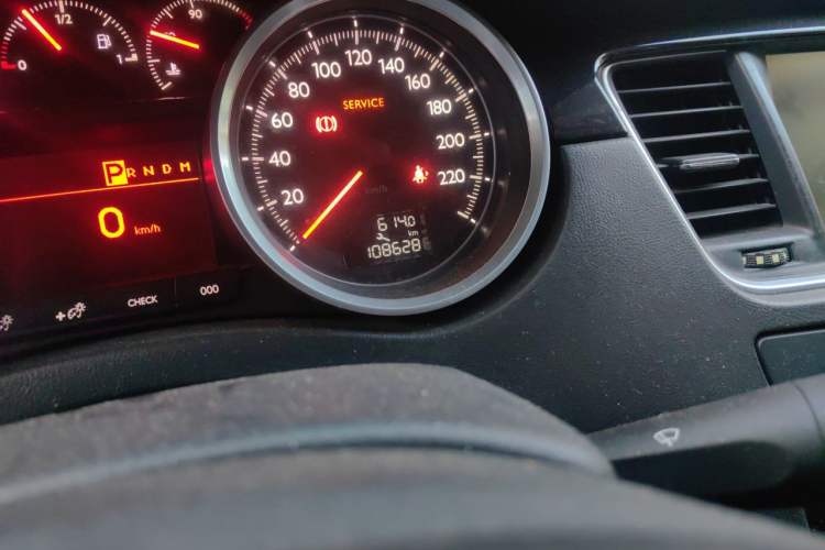 Used Peugeot 508 2015 1.6THP Automatic Zhiiyi Edition Odometer Close Up
